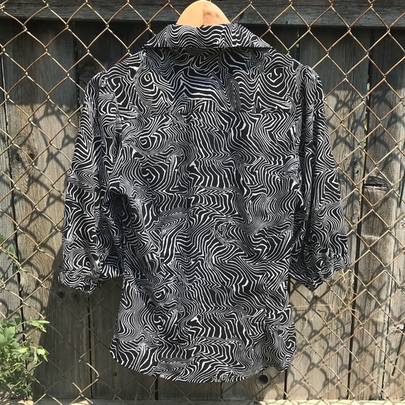 Swirly Zebra Print Blouse - Picture 5 of 5
